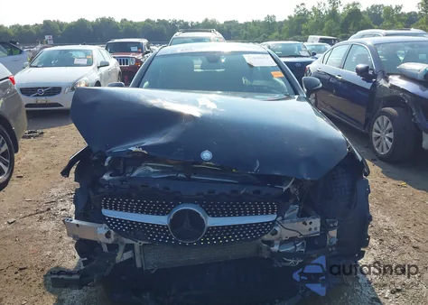 2017 Mercedes-Benz C 300 4Matic из США, поврежденный, VIN WDDWJ4KB8HF559727